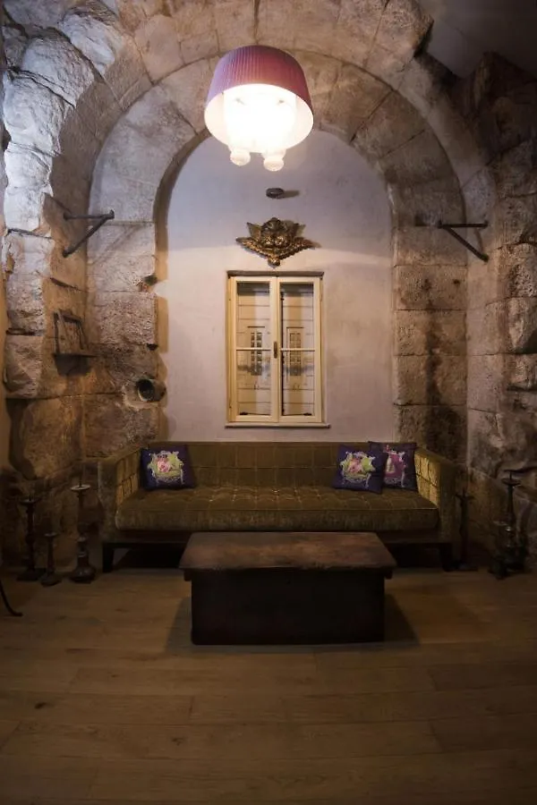 Lejlighed La Divine- Captured By History Inside Palace Loft Split